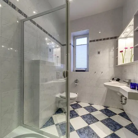 Apartment Aquamarin Ferienvilla Kuehlungsborn