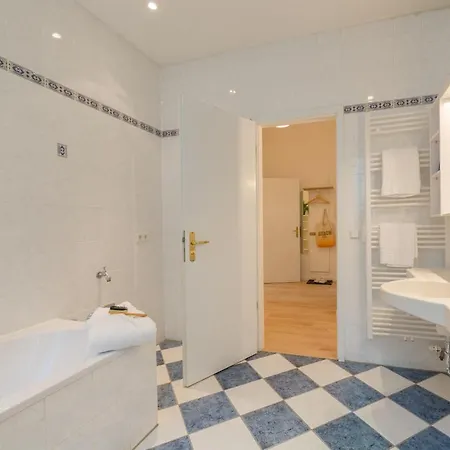 Aquamarin Ferienvilla Apartment Kuehlungsborn